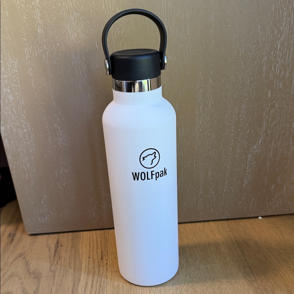 WOLFpak Insulated White Bottle